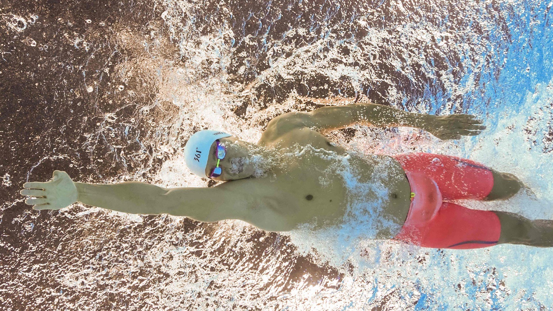 英超最燃比赛：上下半场不断反转，高潮迭起，英超最精彩比赛