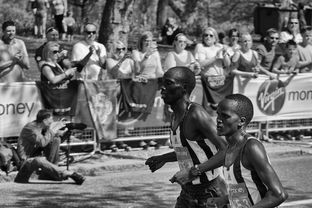 爱游戏电脑版官网-塞内加尔男篮在非洲锦标赛中奋战不息，誓夺冠军，南非洲杯塞内加尔